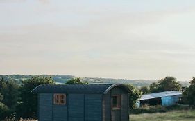 Stunning Shepherd'S Hut Retreat North Devon